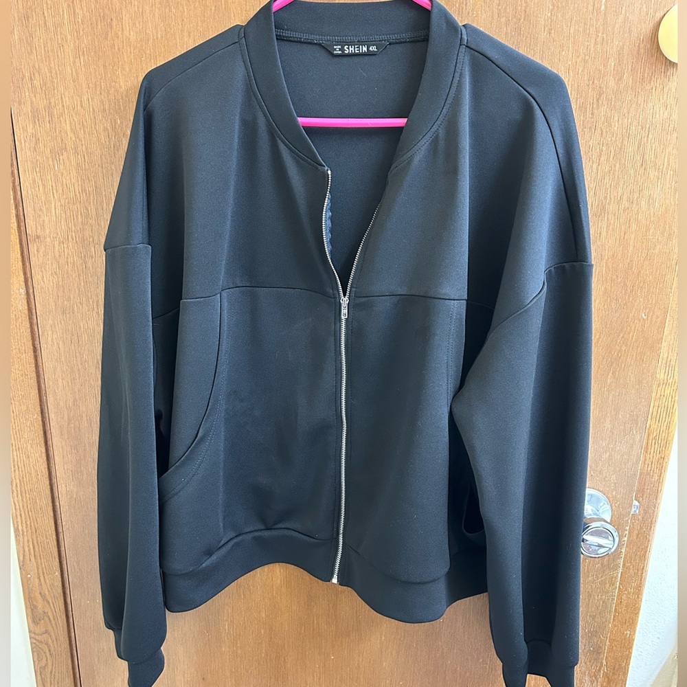 ✨Shein Black Bomber Jacket 4x